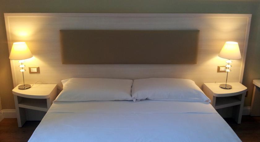 Opera Relais Bed & Breakfast Messina Bagian luar foto