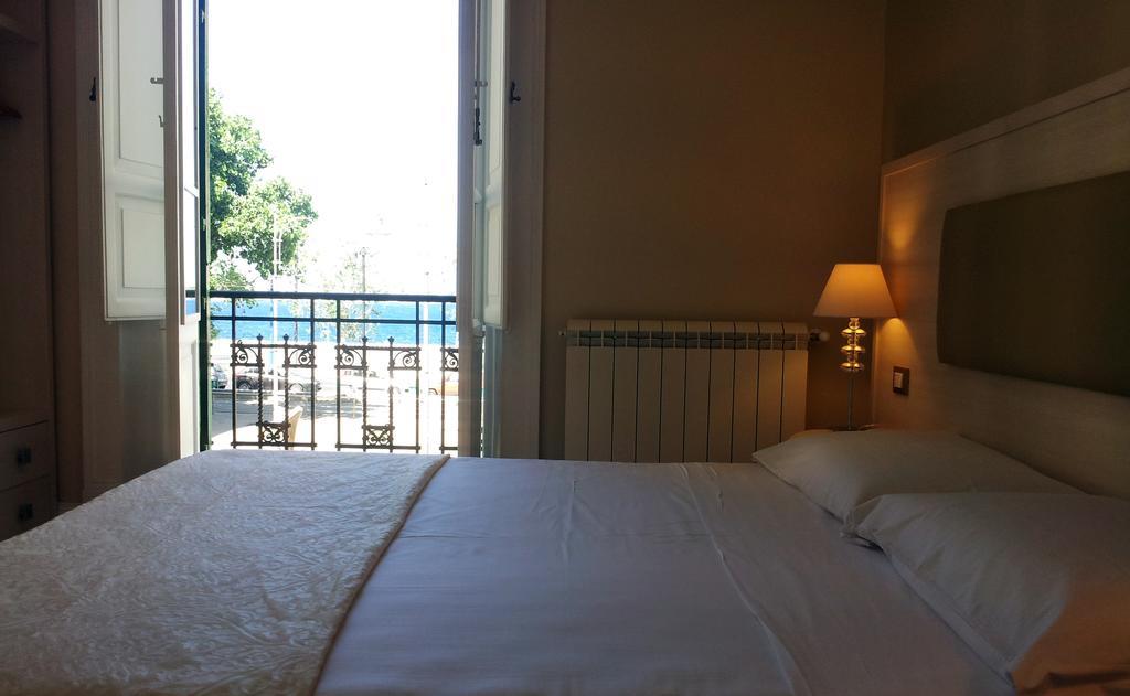 Opera Relais Bed & Breakfast Messina Bagian luar foto