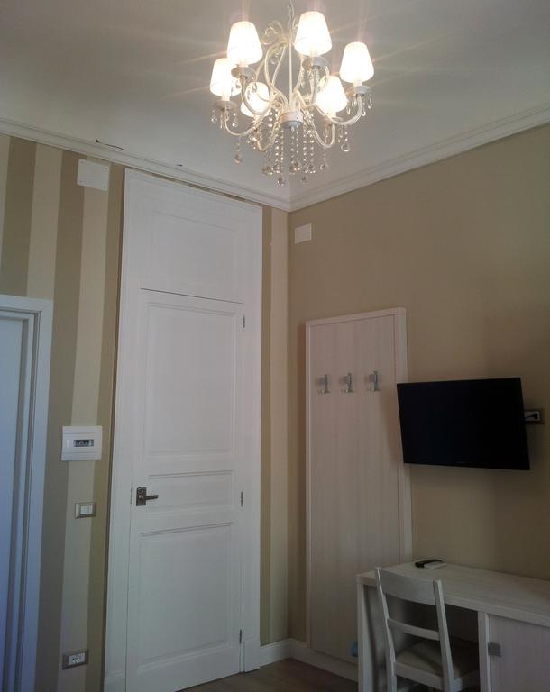 Opera Relais Bed & Breakfast Messina Bagian luar foto
