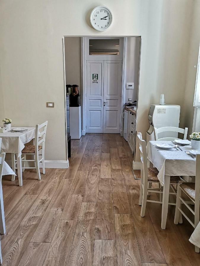 Opera Relais Bed & Breakfast Messina Bagian luar foto
